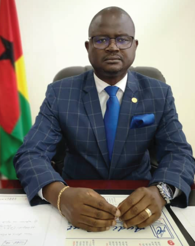 Entrevista Exclusiva a Mercados Africanos do Eng° Ambiental e Ministro do Ambiente e da Biodiversidade da Guiné-Bissau, Viriato Luís Soares Cassamá.