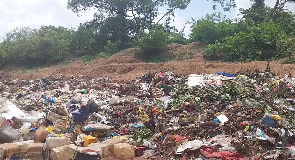 Moradores de Safim contestam deposição incontrolável de lixo no vazadouro local