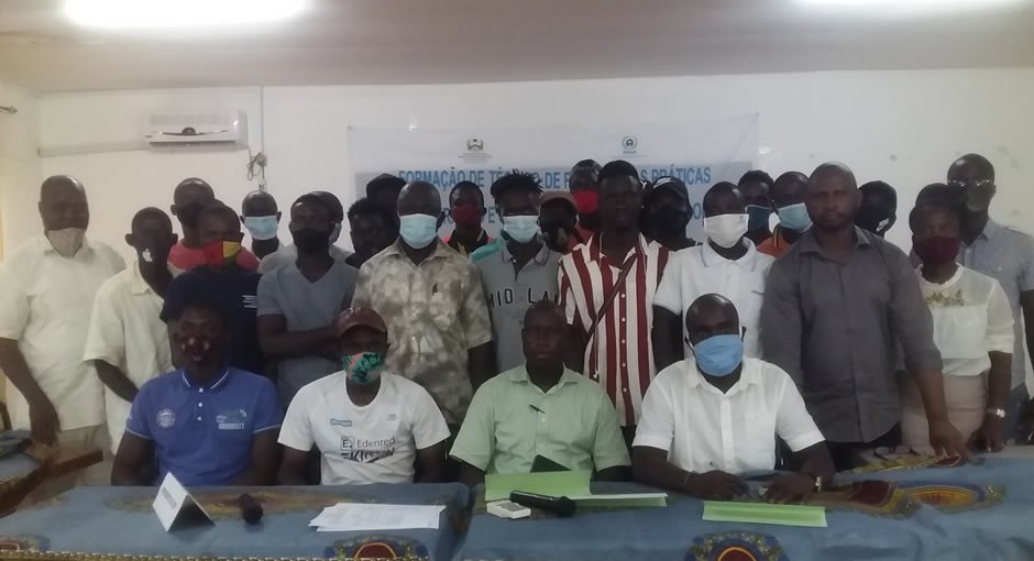 CERCA DE 30 TÉCNICOS DE FRIO BENEFICIARAM DE FORMAÇÃO SOBRE SUBSTÂNCIAS QUE EMPOBRECEM A CAMADA DE OZONO